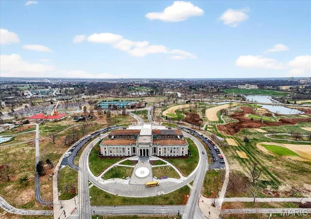 $340,000 | 6328 Northwood Avenue, Unit 3W, St. Louis, MO 63105