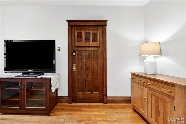 $300,000 | 6328 Northwood Avenue, Unit 3W, St. Louis, MO 63105