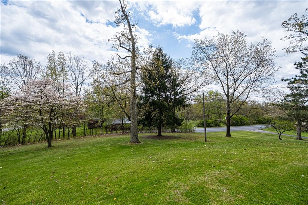 718 Big Knob Road Rochester, PA 15074 - Photo 21 of 25