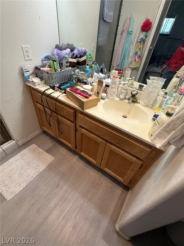 2171 South Blagg Road Pahrump, NV 89048 - Photo 11 of 27 Primary bathroom with 2 sinks and shower