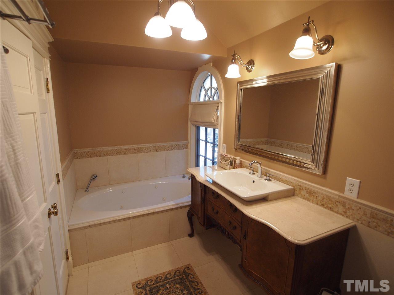 724 Rosemont Avenue Raleigh, NC 27607 - Photo 16 of 24