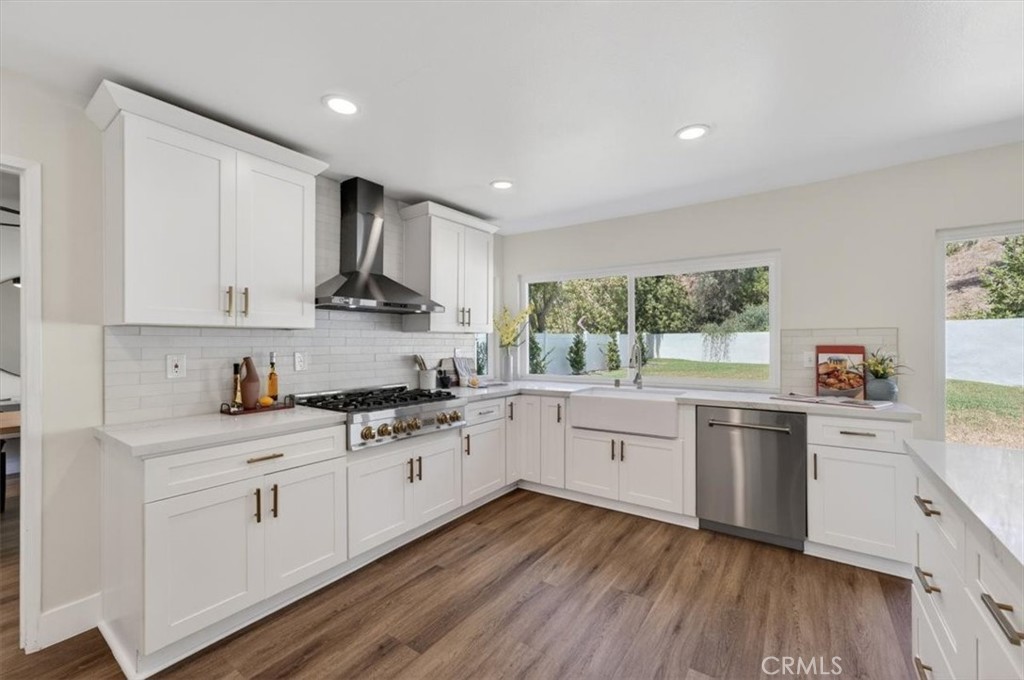 1070 South Road Runner Road Anaheim, CA 92807 - Photo 24 of 70