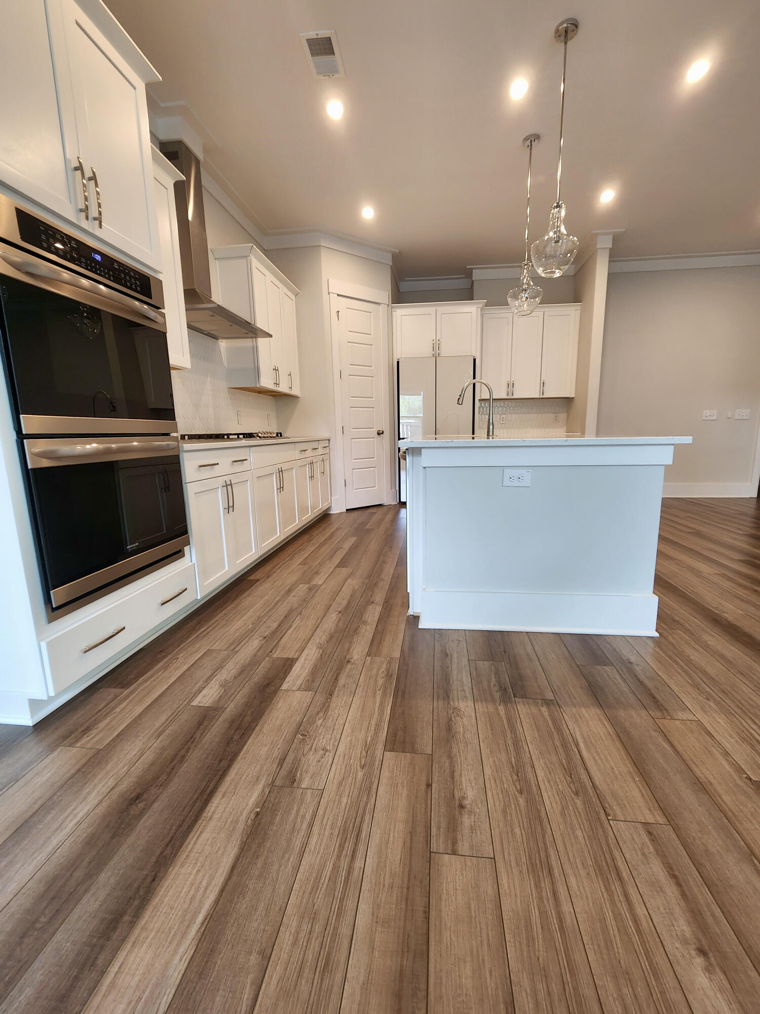 1278 Max Lane Mount Pleasant, SC 29466 - Photo 11 of 29 20220621_113808