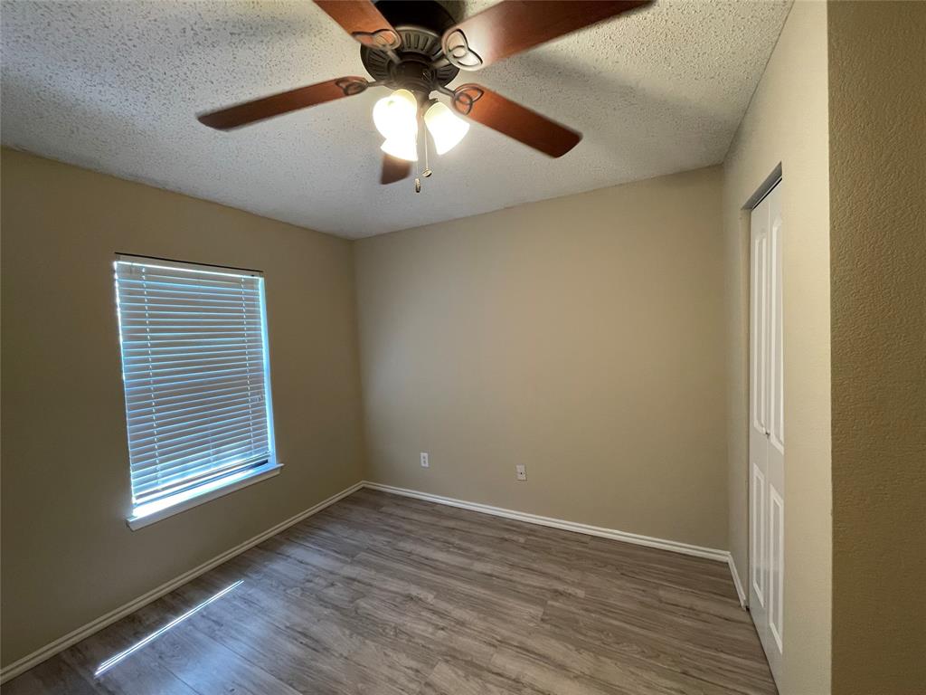 12010 Rosedown Lane Frisco, TX 75035 - Photo 3 of 37