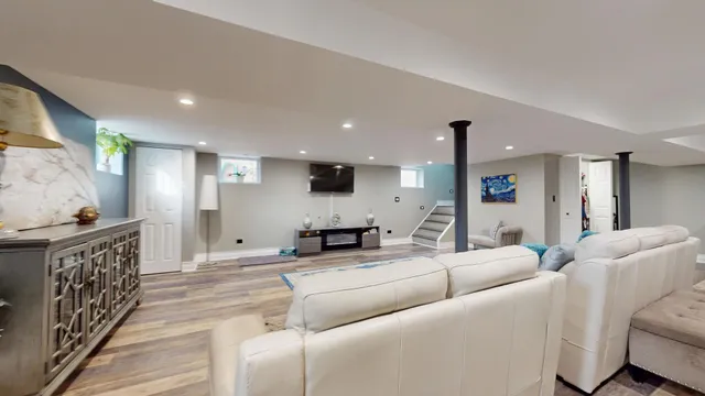 $550,000 | 8206 Keeler Avenue, Skokie, IL 60076