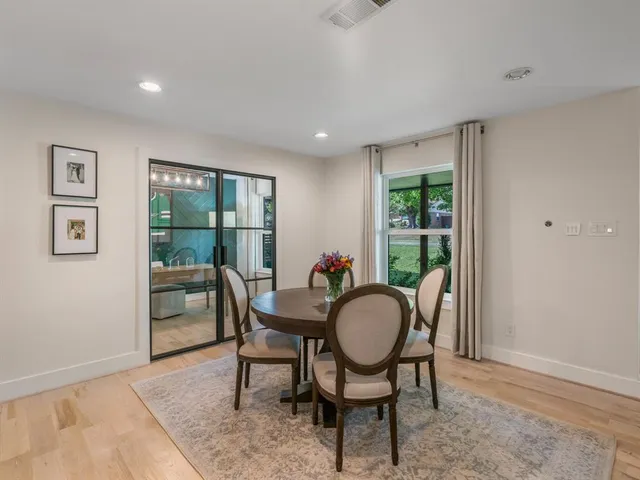 $690,000 | 9124 Westglen Drive, Dallas, TX 75228