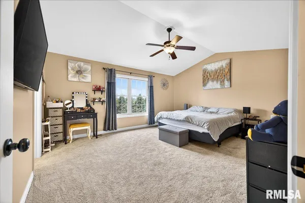 $449,900 | 4012 West Hearthwood Drive, Dunlap, IL 61525