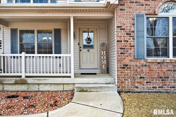 $449,900 | 4012 West Hearthwood Drive, Dunlap, IL 61525