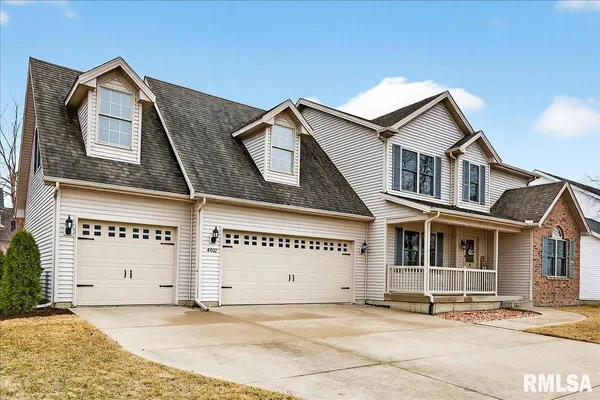 $449,900 | 4012 West Hearthwood Drive, Dunlap, IL 61525