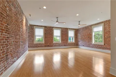 $795,000 | 801 St Joseph Street, Unit 7, New Orleans, LA 70113