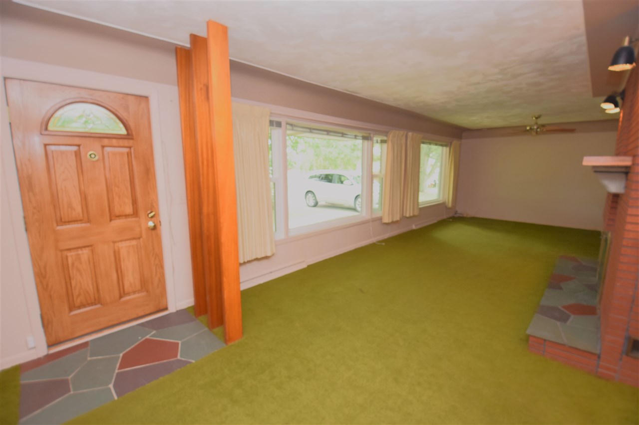 15500 Jennings Road Fenton, MI 48430 - Photo 6 of 26 50021597-5.JPG