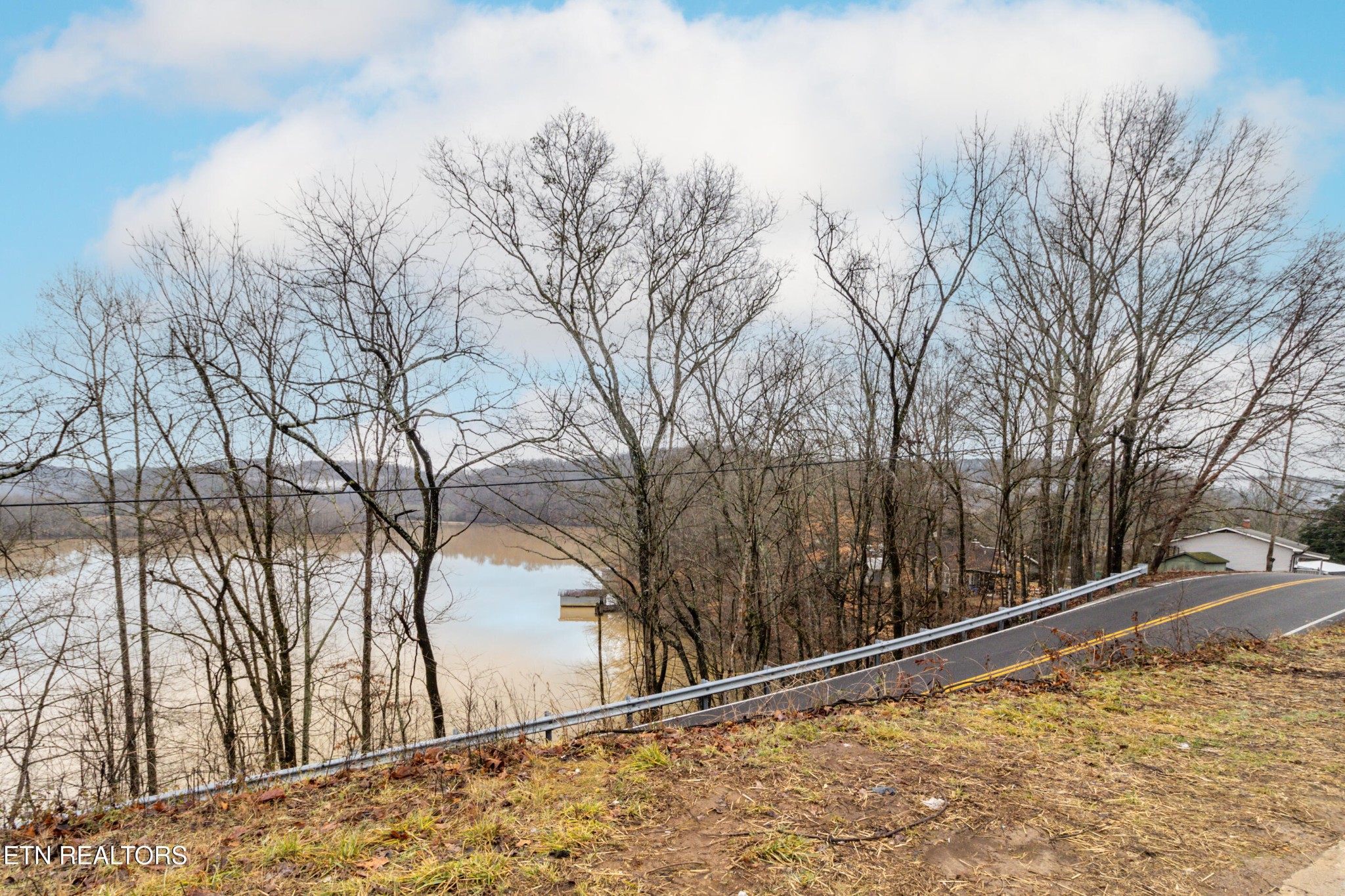 578 Bull Run Road Clinton, TN 37716 - Photo 5 of 41 Gallery Image 5