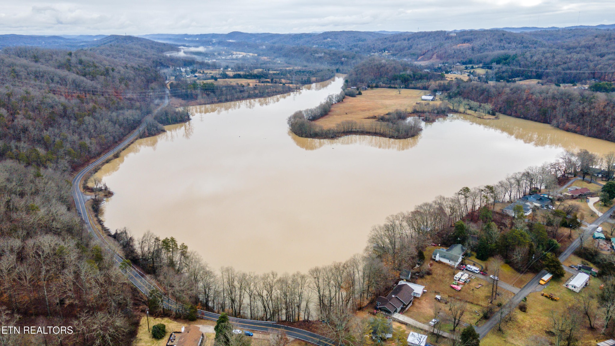 578 Bull Run Road Clinton, TN 37716 - Photo 7 of 41 Gallery Image 7