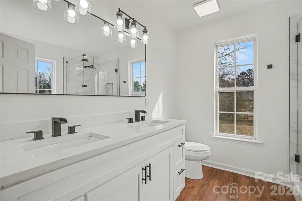 $389,000 | 8106 Castlemaine Drive, Matthews, NC 28104