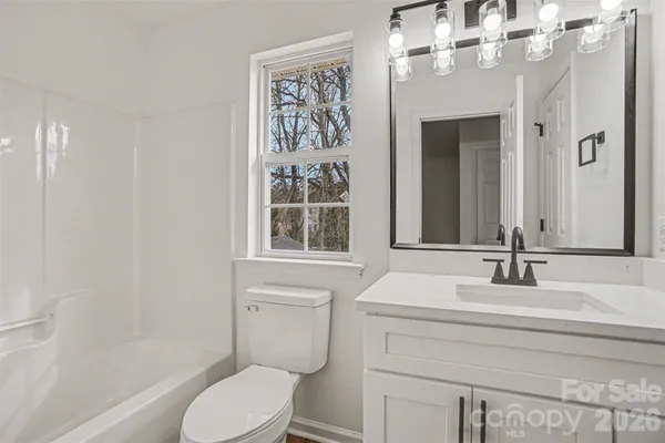 $389,000 | 8106 Castlemaine Drive, Matthews, NC 28104