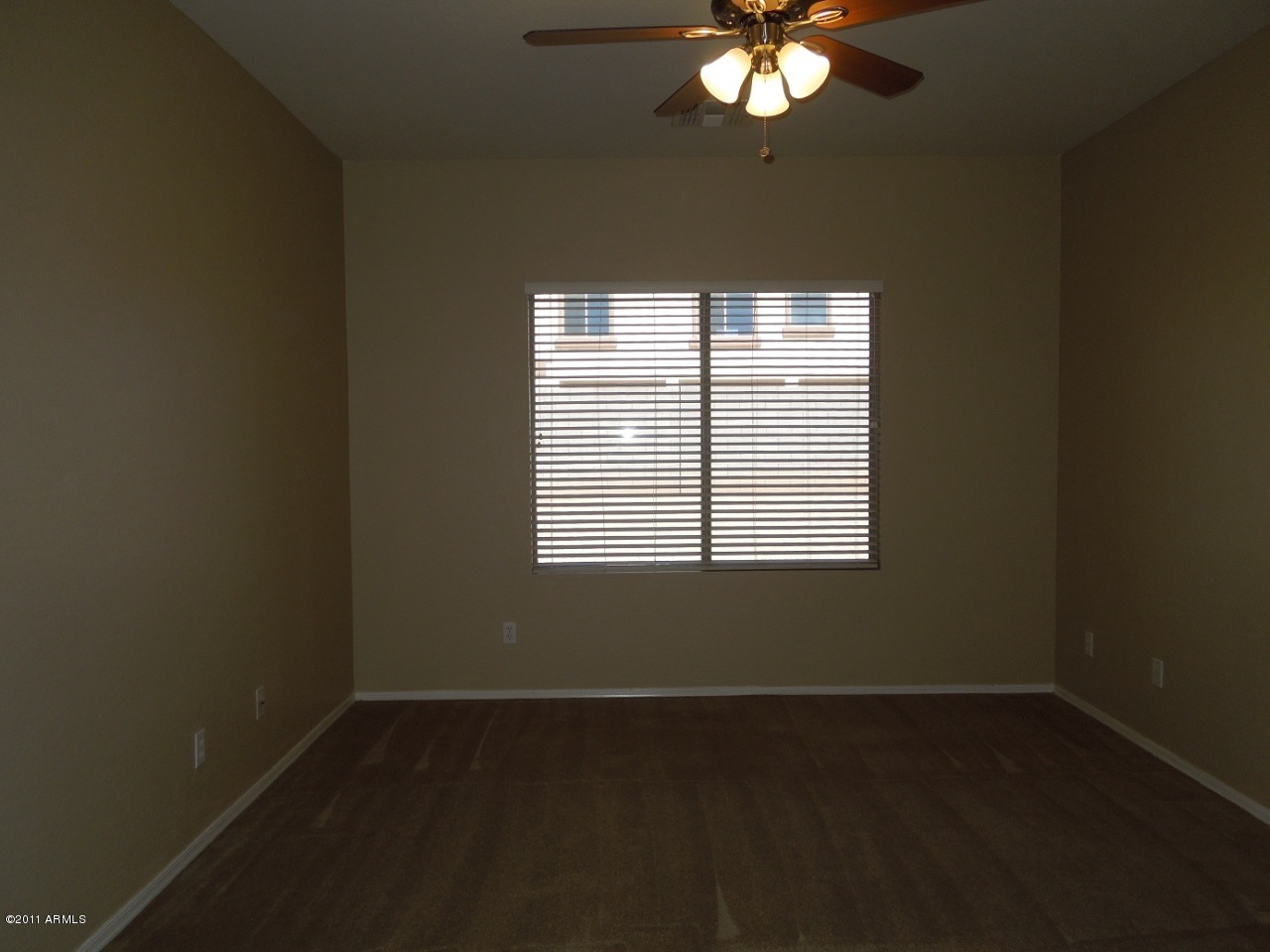 7026 West Beverly Road Laveen, AZ 85339 - Photo 14 of 24 14_MasterBedRoom