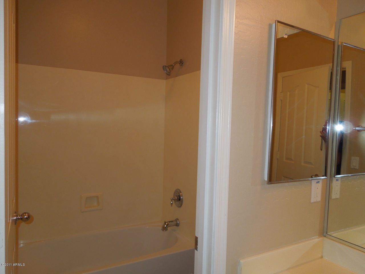 7026 West Beverly Road Laveen, AZ 85339 - Photo 22 of 24 22_GuestBathPrivateShowerToilet