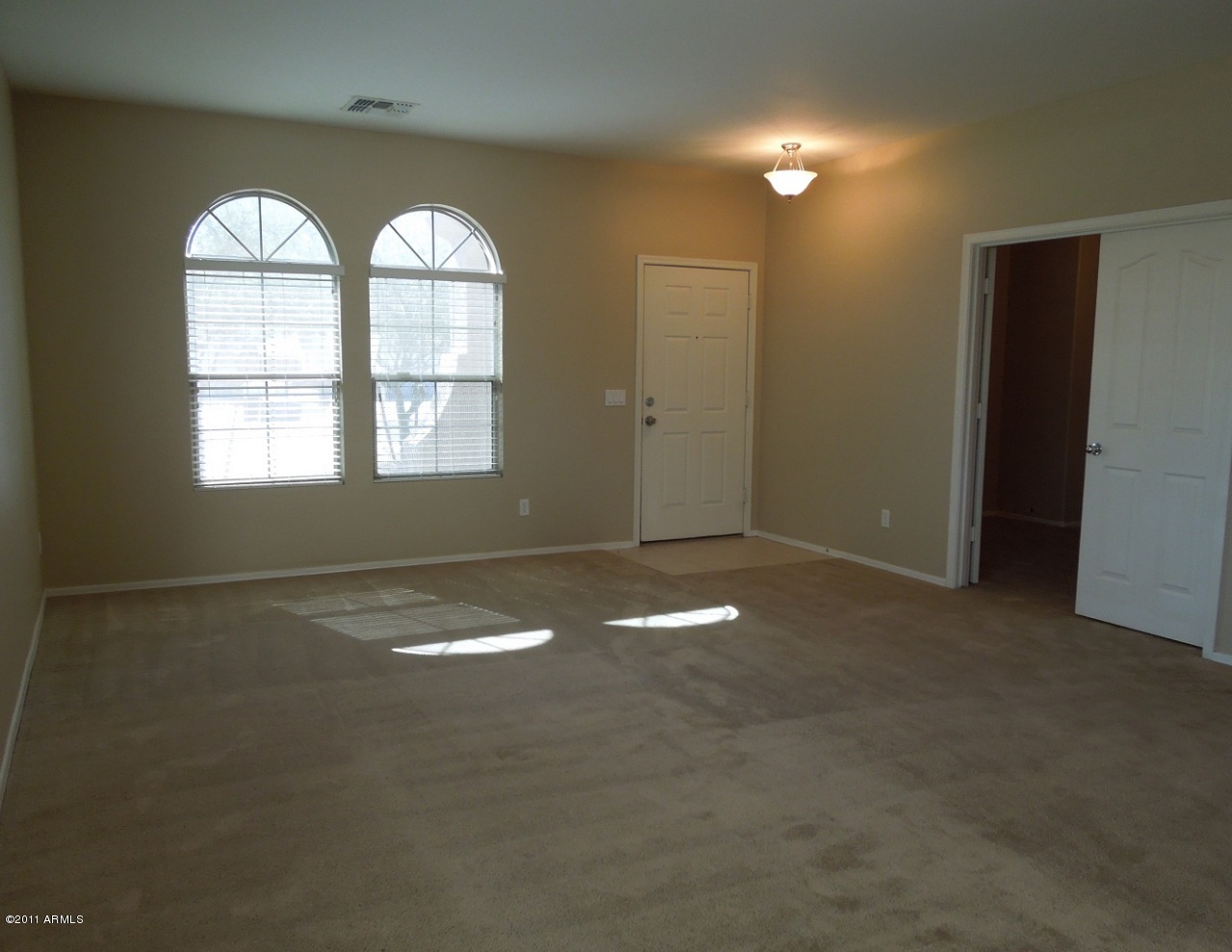 7026 West Beverly Road Laveen, AZ 85339 - Photo 3 of 24 3_EntranceLivingRmStudyRm