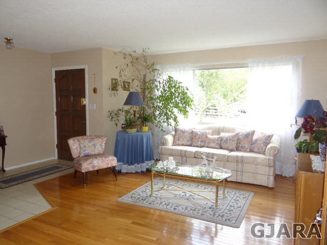 2253 Willowood Road Grand Junction, CO 81507 - Photo 5 of 9 Gallery Image 5