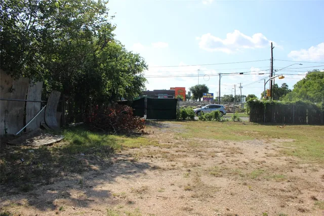 $450,000 | 7109 Bennett Avenue, Austin, TX 78752