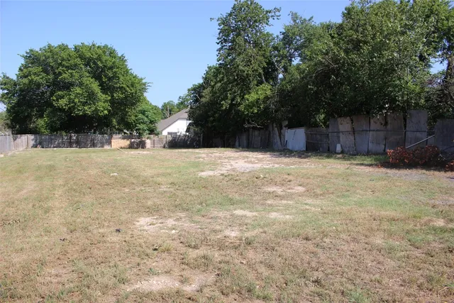 $450,000 | 7109 Bennett Avenue, Austin, TX 78752