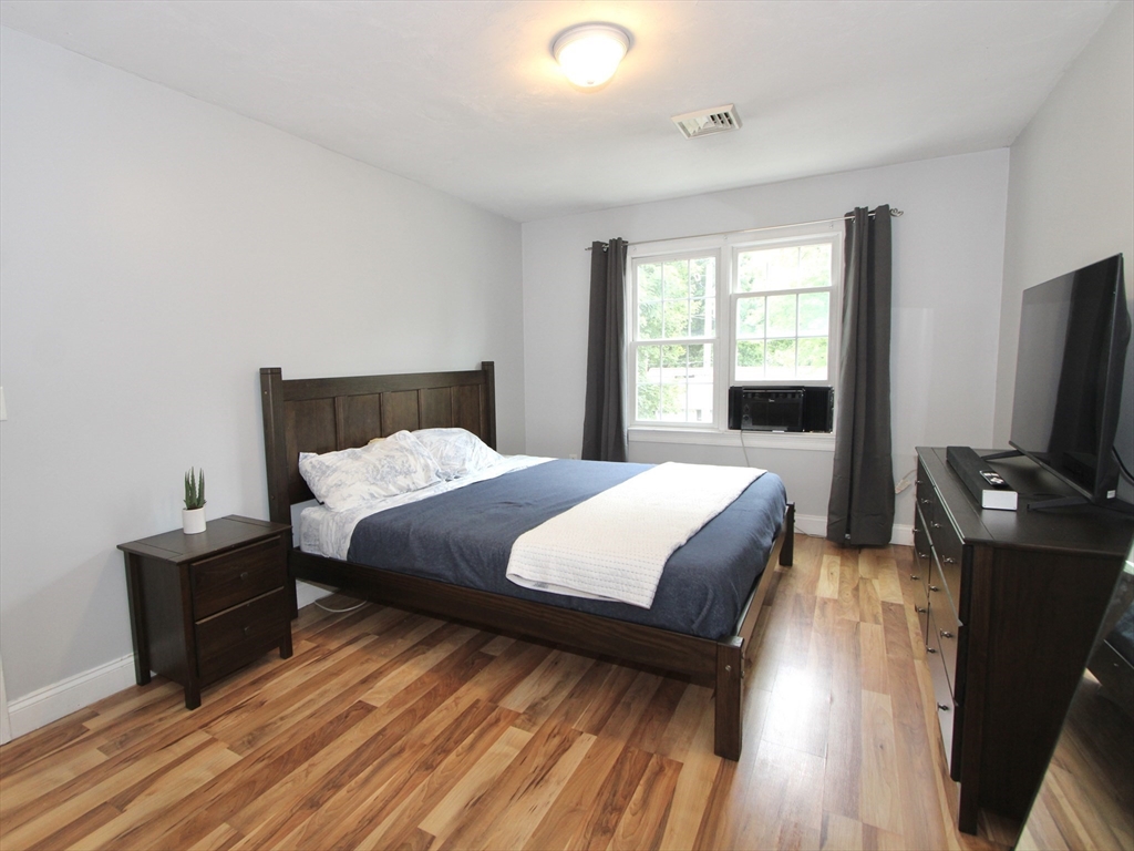7 Chevy Chase Road Worcester, MA 01606 - Photo 12 of 21