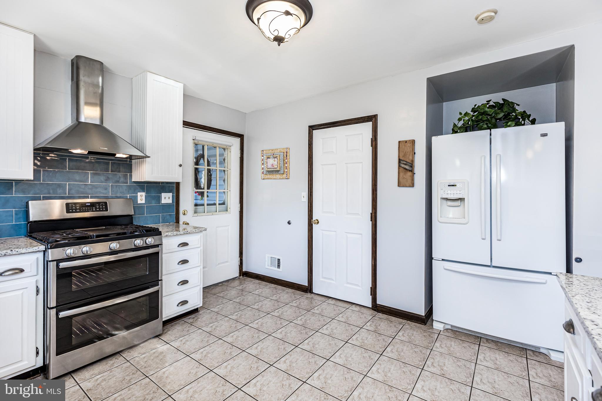 1550 South Rolling Road Baltimore, MD 21227 - Photo 27 of 75