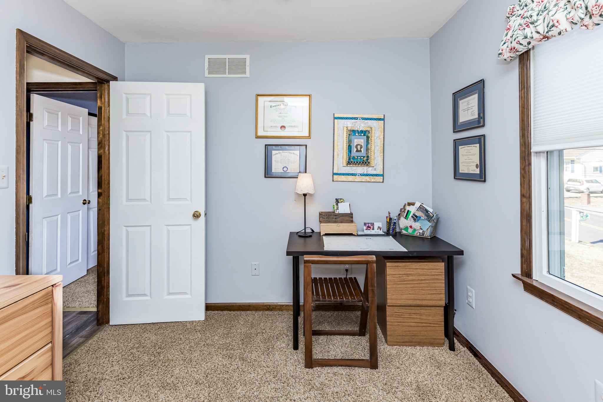 1550 South Rolling Road Baltimore, MD 21227 - Photo 46 of 75 3rd bedroom