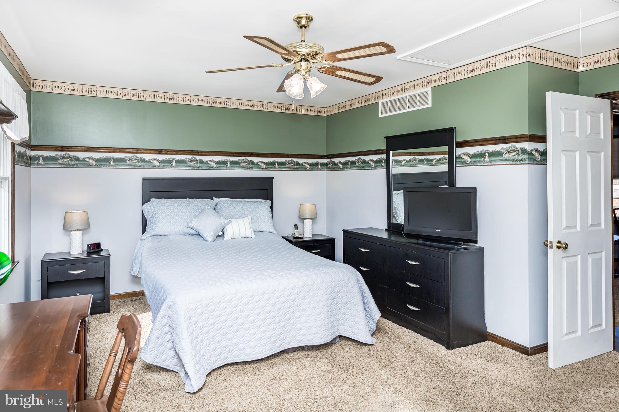 1550 South Rolling Road Baltimore, MD 21227 - Photo 50 of 75 5th bedroom