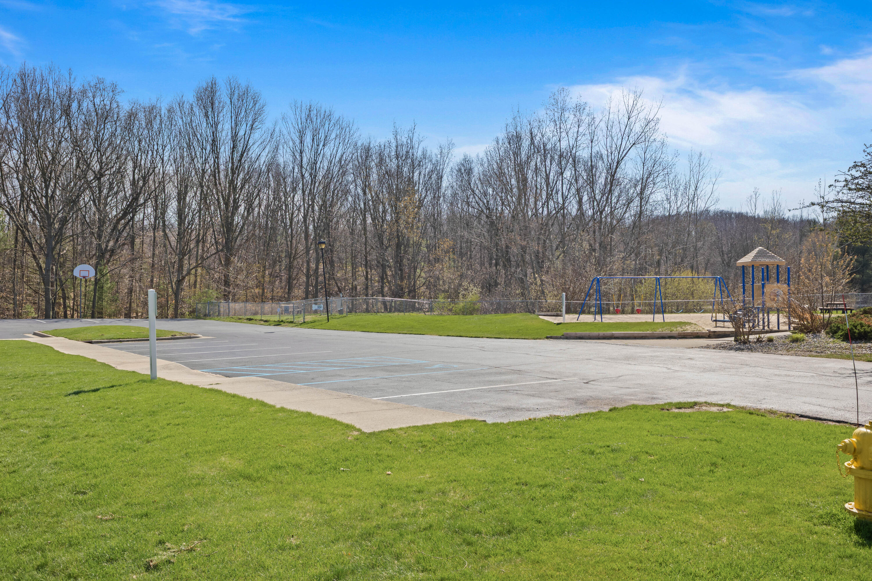 18372 North Ridge Court, Unit 6 Spring Lake, MI 49456 - Photo 23 of 27 1M7A7657