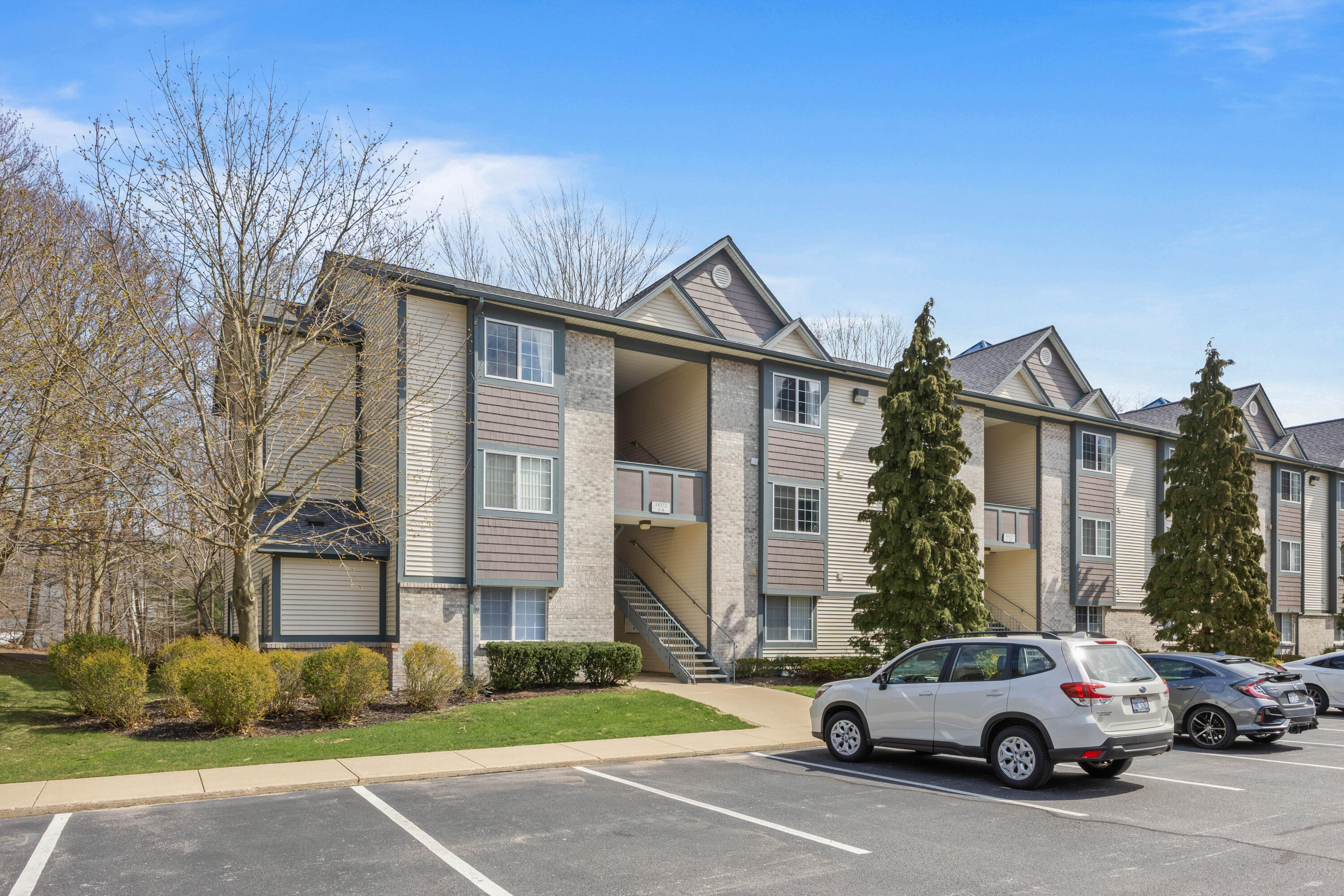 18372 North Ridge Court, Unit 6 Spring Lake, MI 49456 - Photo 26 of 27 1M7A7520