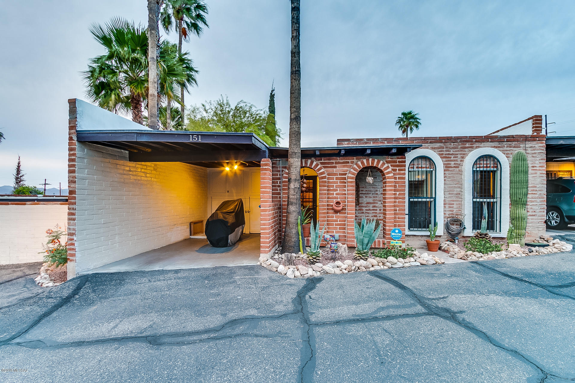 9111 North Oracle Road, Unit 151 Tucson, AZ 85704 - Photo 2 of 44 Gallery Image 2