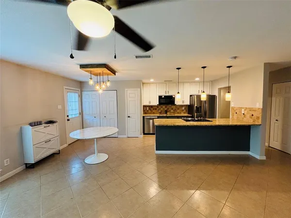 $2,600 | 6420 Wakefield Road, North Richland Hills, TX 76182