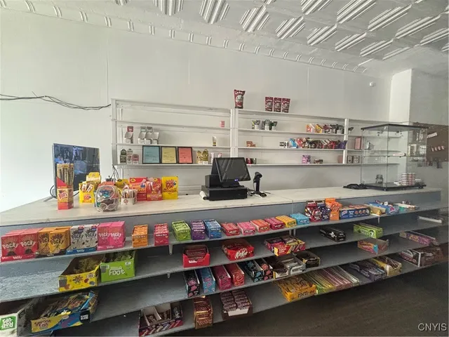 $224,900 | 810 Utica Street, Whitestown, NY 13424