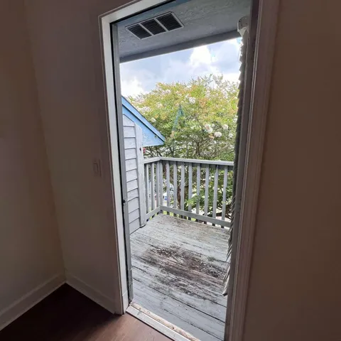 $1,300 | 1325 Greendale Avenue, Unit 6, Fort Walton Beach, FL 32547