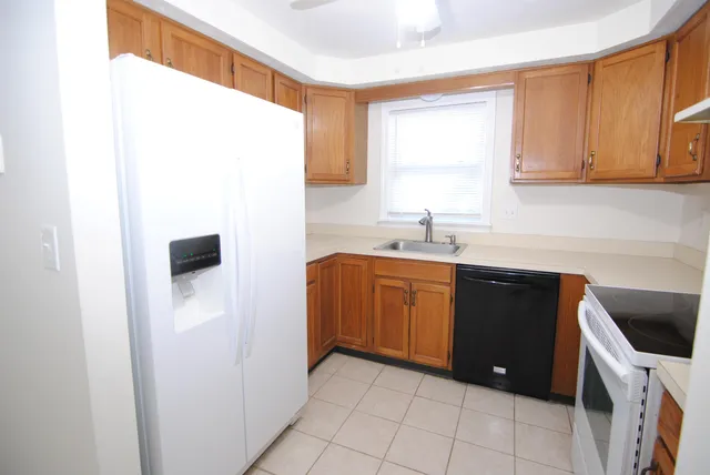 $2,750 | 18 Cadogan Way, Nashua, NH 03062