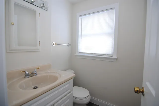 $2,750 | 18 Cadogan Way, Nashua, NH 03062