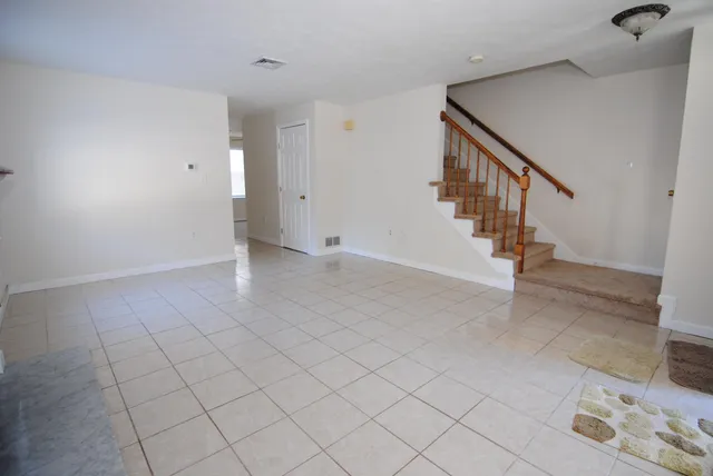 $2,750 | 18 Cadogan Way, Nashua, NH 03062