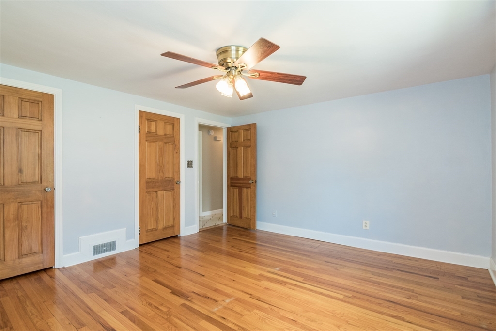 1466-1468 Page Boulevard Springfield, MA 01104 - Photo 14 of 42