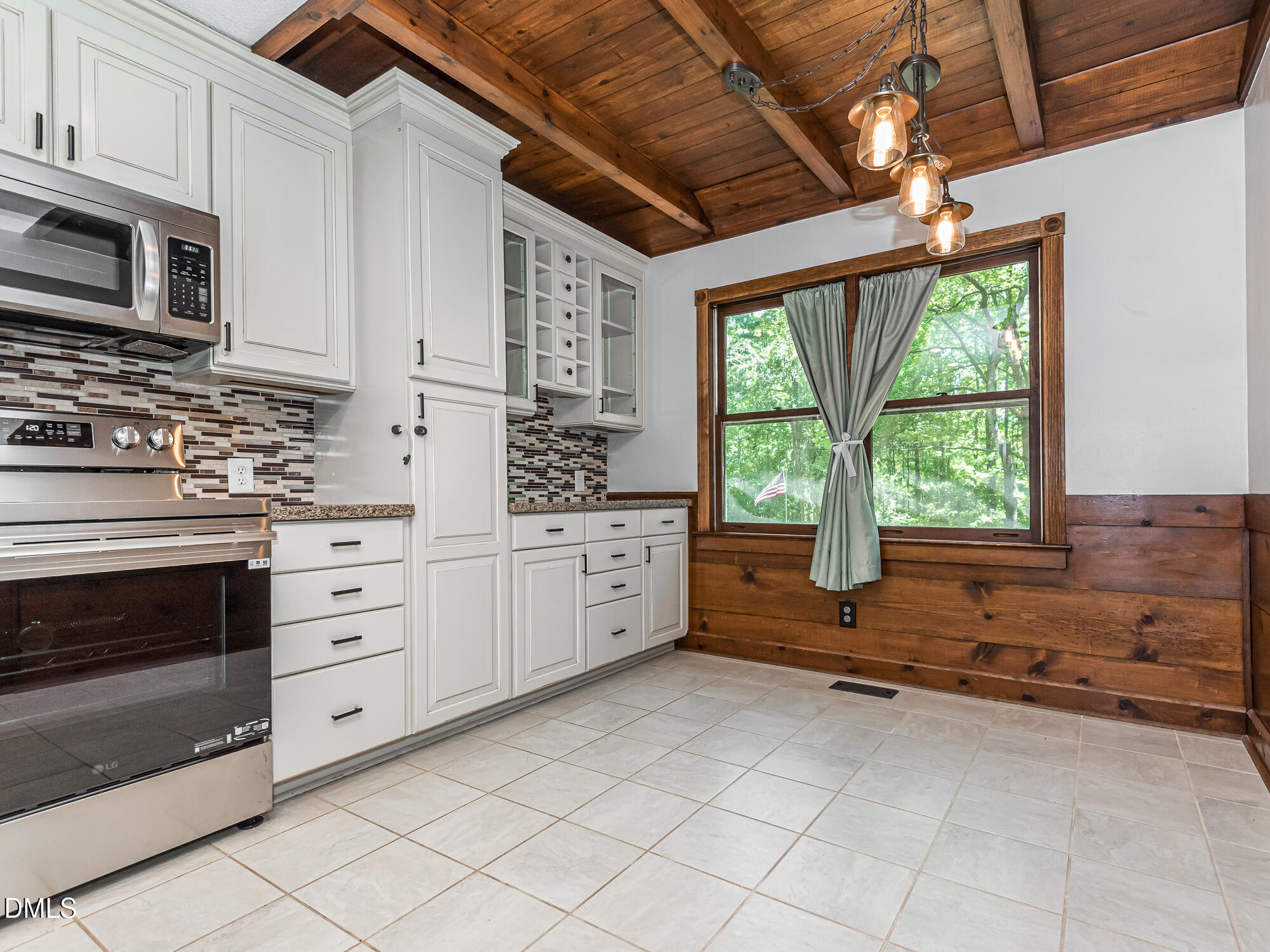 6319 Carbonton Road Sanford, NC 27330 - Photo 9 of 42