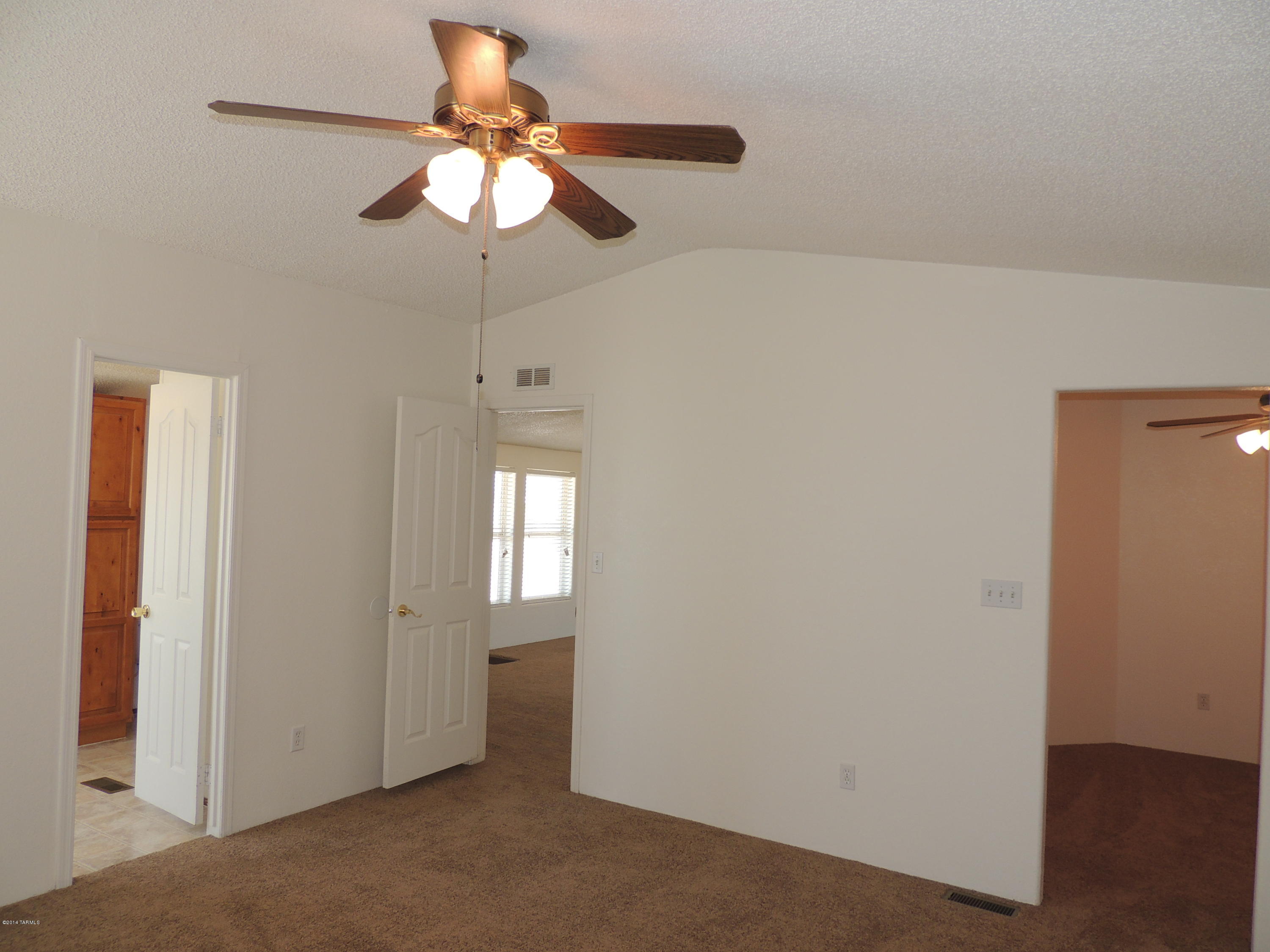 16000 Gold Bell Road Marana, AZ 85653 - Photo 13 of 35