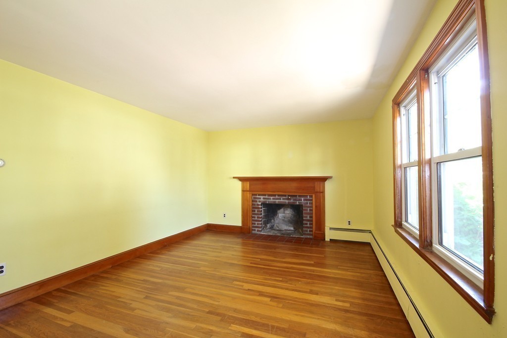 9 Bradley Road Braintree, MA 02184 - Photo 10 of 19 Gallery Image 10
