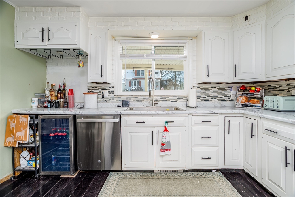 84 Euclid Street Gardner, MA 01440 - Photo 21 of 40