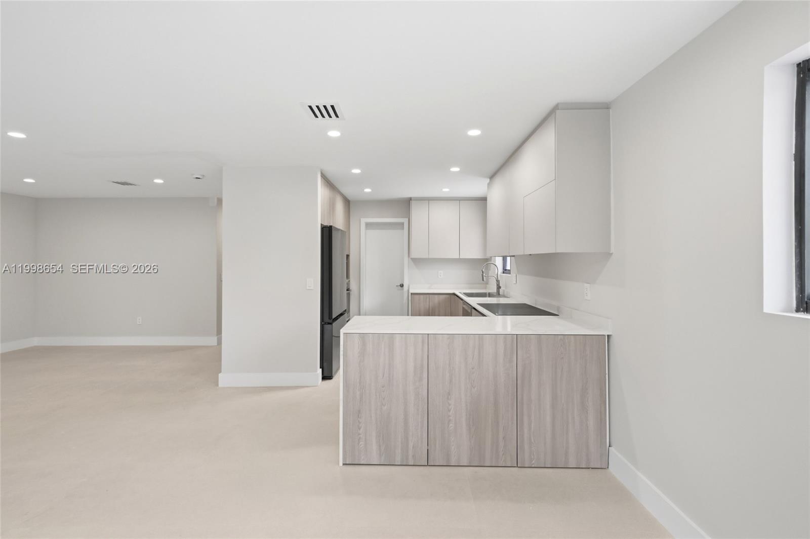 6332 Southwest 28th Street Miami, FL 33155 - Photo 12 of 43