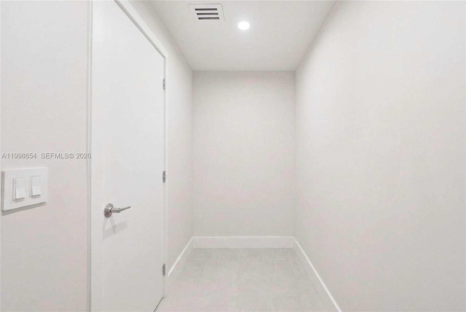 6332 Southwest 28th Street Miami, FL 33155 - Photo 15 of 42