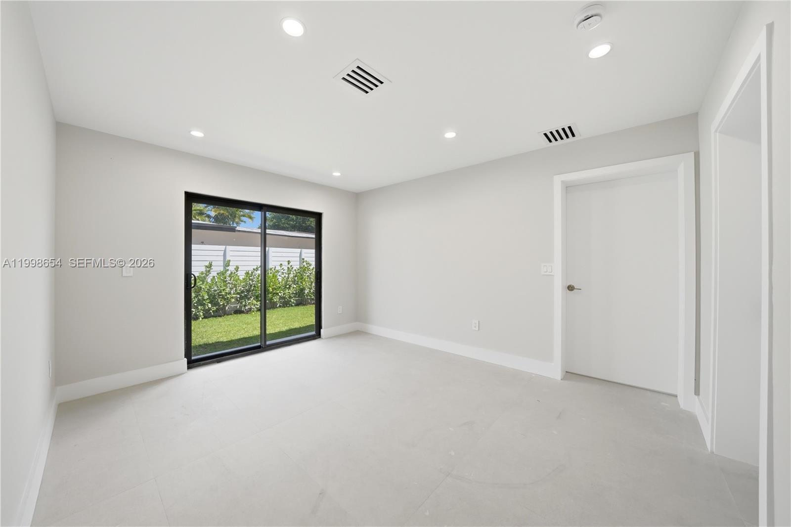 6332 Southwest 28th Street Miami, FL 33155 - Photo 17 of 43