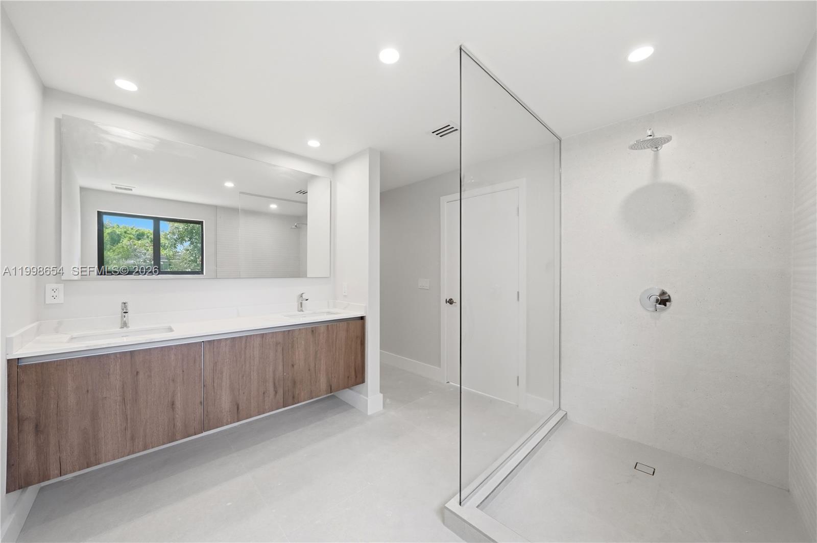 6332 Southwest 28th Street Miami, FL 33155 - Photo 22 of 43