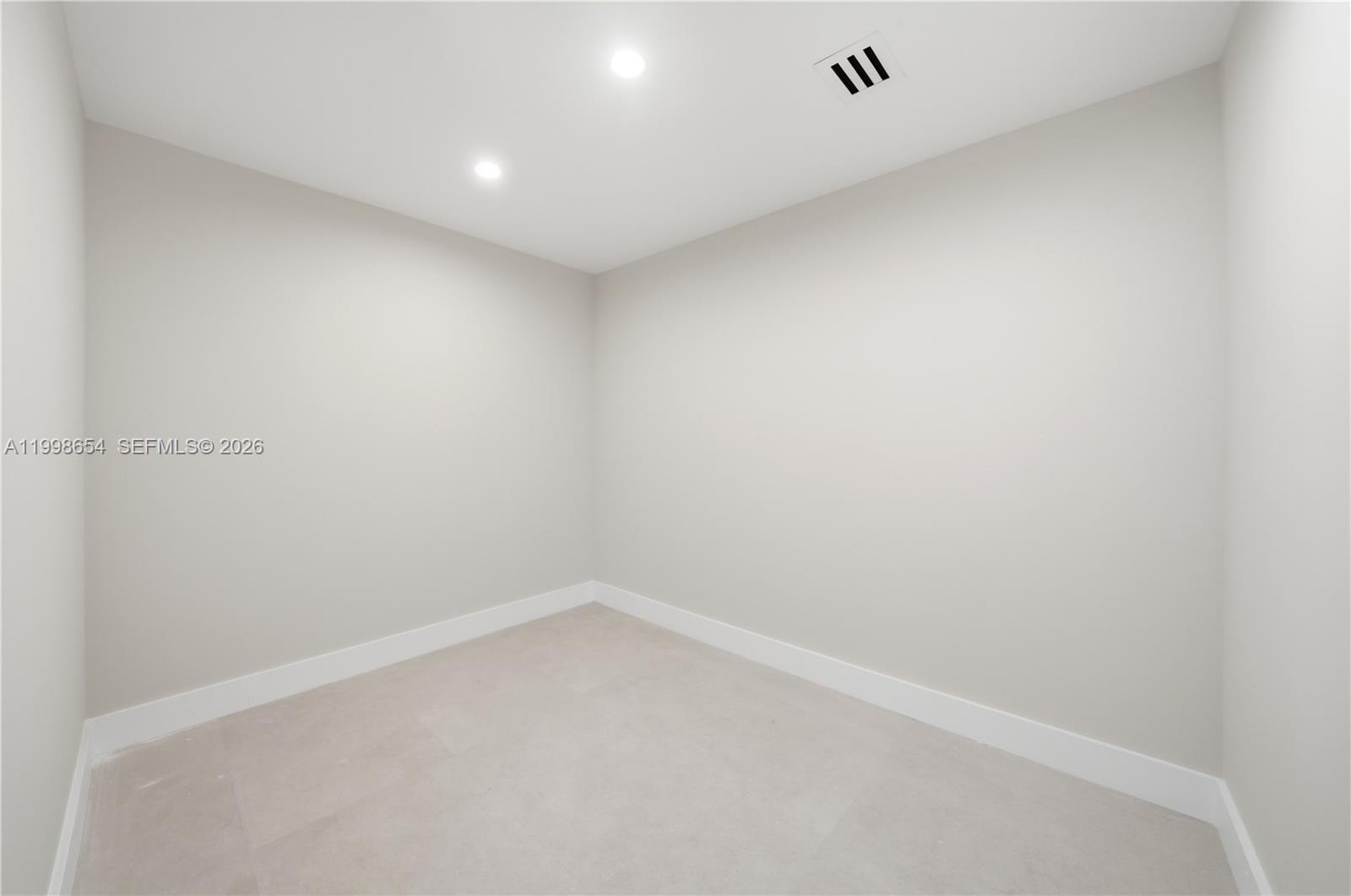 6332 Southwest 28th Street Miami, FL 33155 - Photo 23 of 43