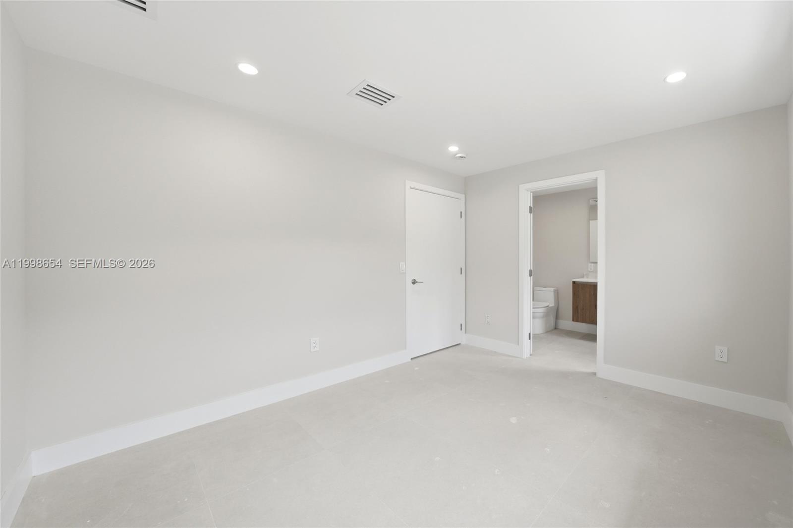 6332 Southwest 28th Street Miami, FL 33155 - Photo 26 of 43