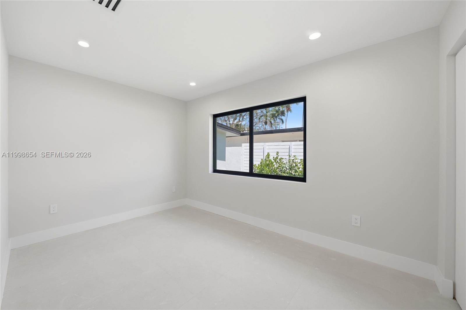 6332 Southwest 28th Street Miami, FL 33155 - Photo 27 of 43